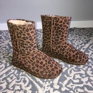 Bearpaw Elle Short Boot